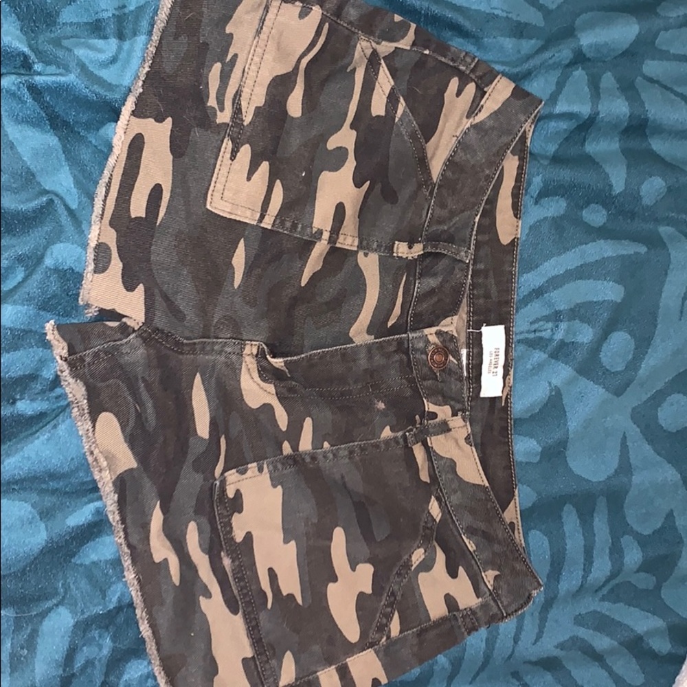 Jean shorts, never worn before.